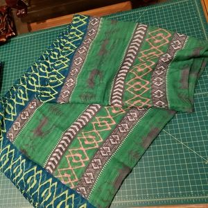 NWOT Bright Green Wraps Multi Color Scare